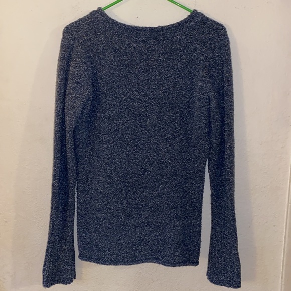 Columbia vneck sweater - Picture 11 of 11